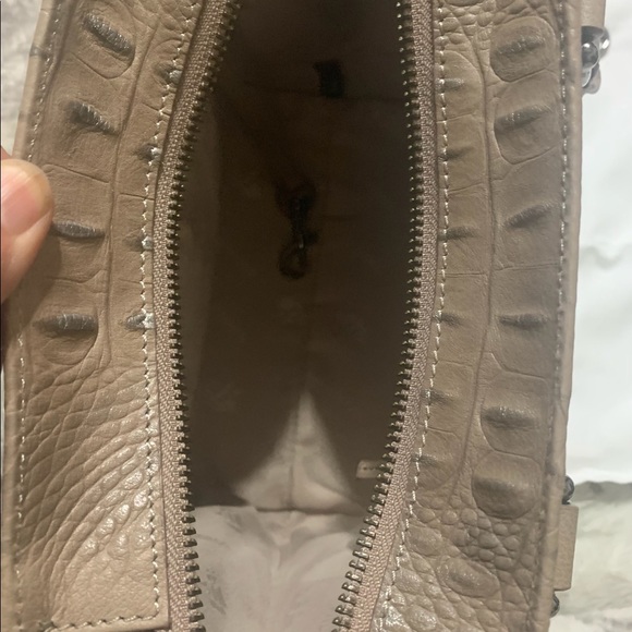SOLD!! NWT Brahmin Leather Satchel - Picture 8 of 10